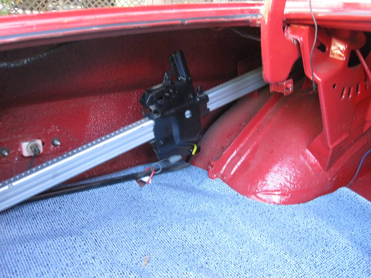 00E0E_jC6JP7j9flH_1200x900