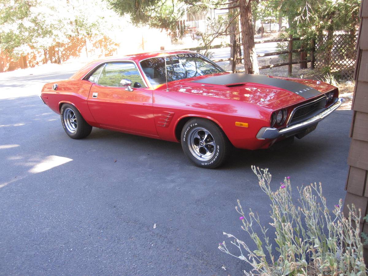 00V0V_ltJDYwNI761_1200x900