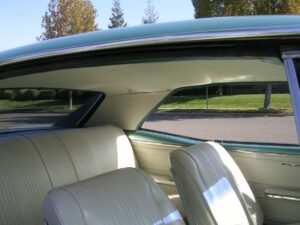 01010_4qbJhU5XeKc_0x20oM_1200x900