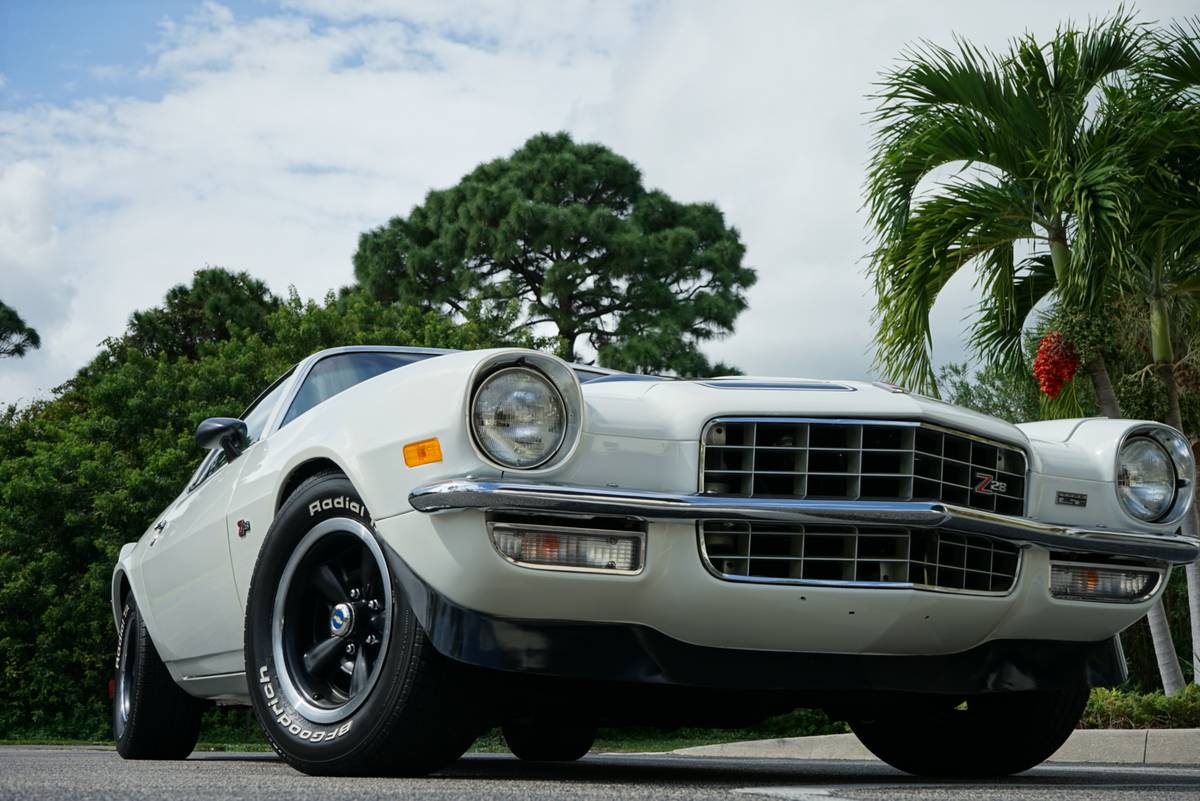 00L0L_31OqoahLK0Q_0q40hq_1200x900