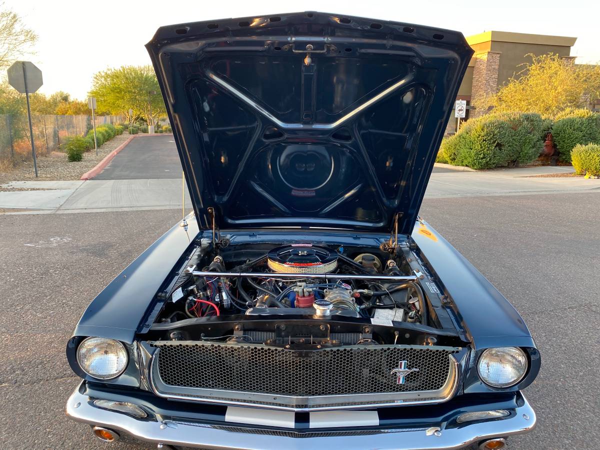 00Y0Y_4lixCAvUEY4_0CI0t2_1200x900