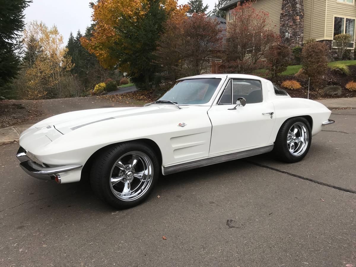 00d0d_hN3DLUBaxw1_0CI0t2_1200x900